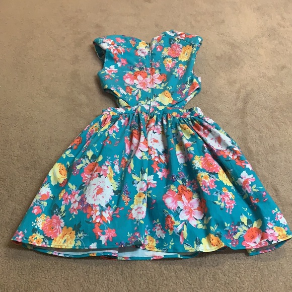 Floral Dress - Picture 3 of 7